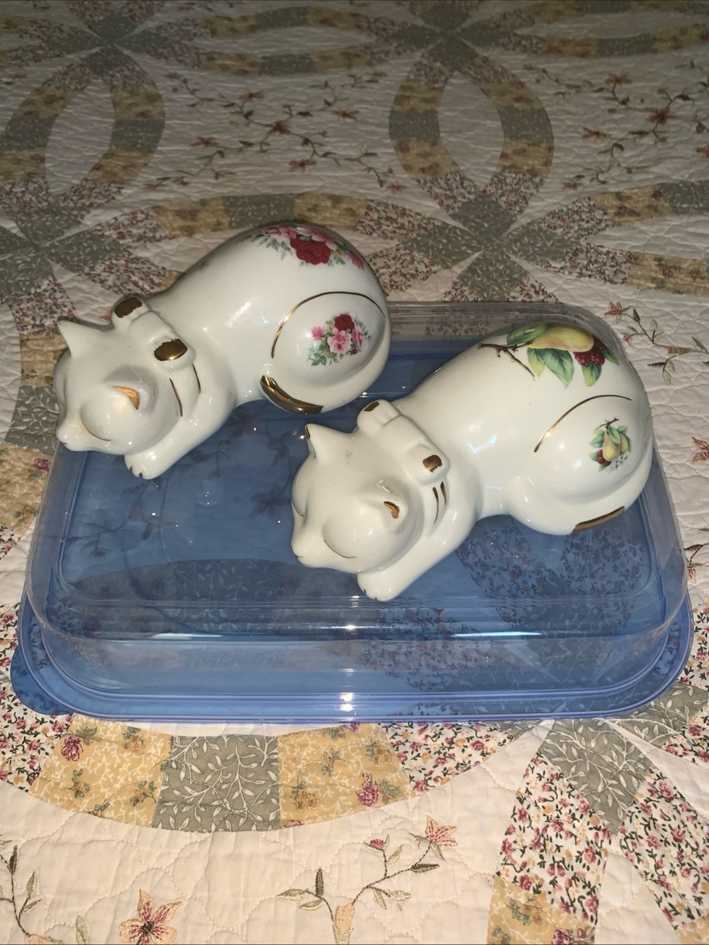 Vintage Set of  2 Formalities by Baum Bros. Figurines porcelain Sleeping Cats EC